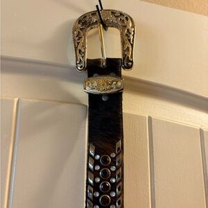 Stylish Western Belt with Silver Buckle